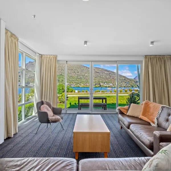 Queenstown Lakeview Bliss balcony with Lake Wakatipu views