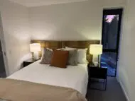 Brand New Queenstown Escape, Luxury 3Bed Home! - Image 4