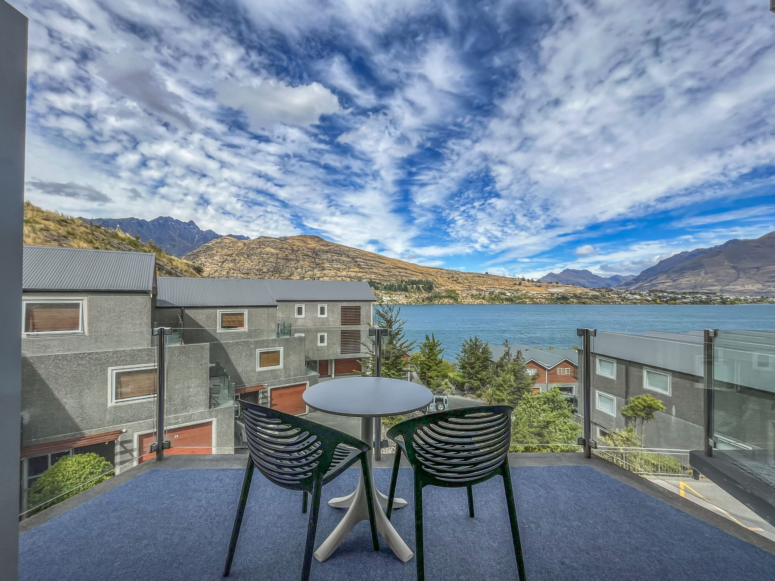 Comfortable Alpine Apartment | Great Views and Location