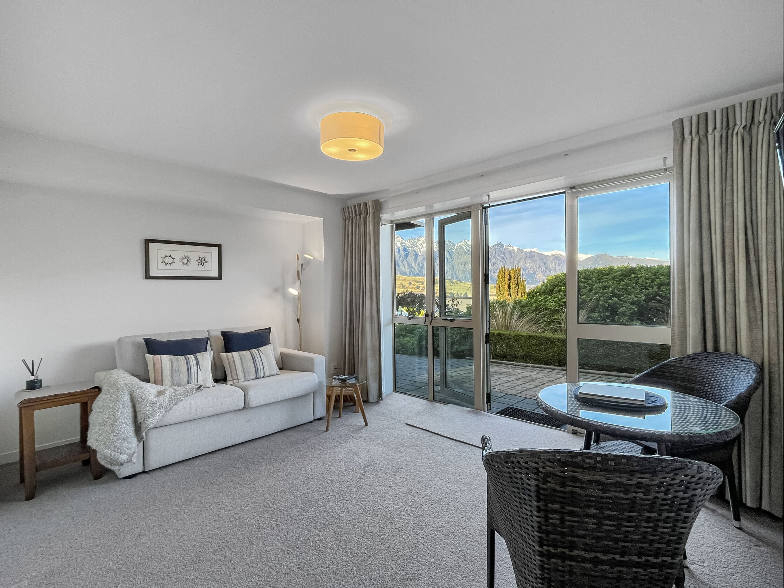Schist and Cedar Suite | Queenstown Hill Views