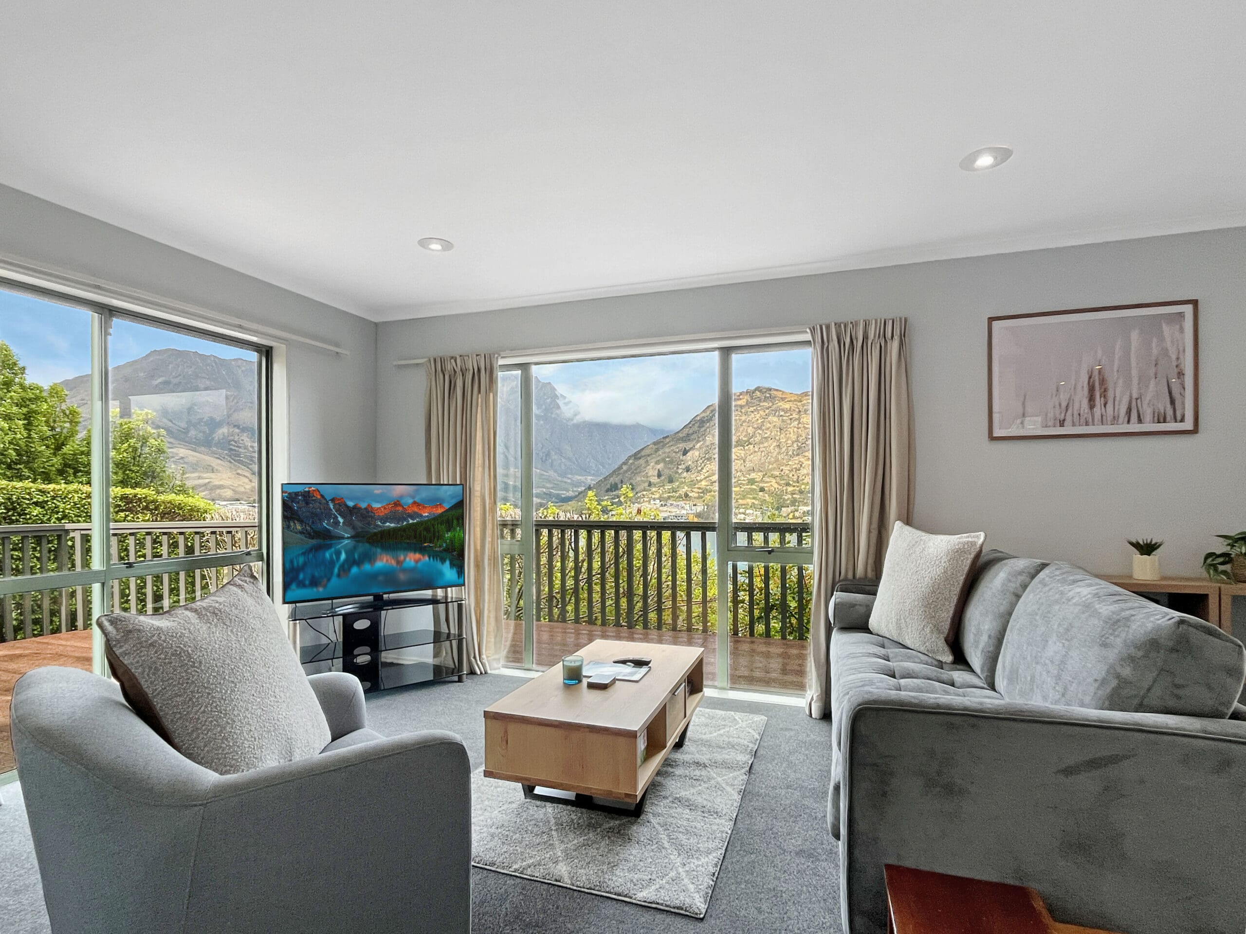 Lakeside Marina Home | Views + Near Airport